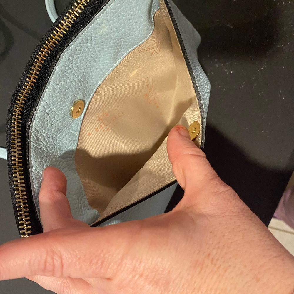 ABellucci cross body light blue purse - Picture 3 of 5